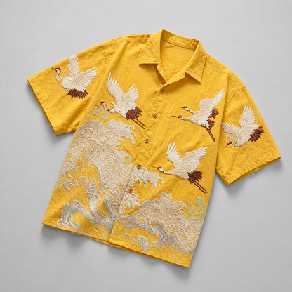 Kurzärmliges Camp-Hemd mit Kranich- und Wellenstickerei